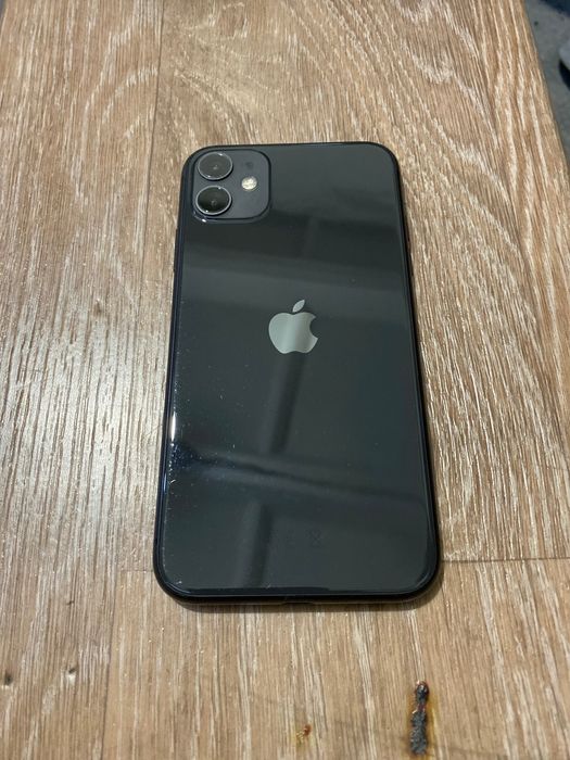 iPhone 11 идеалл