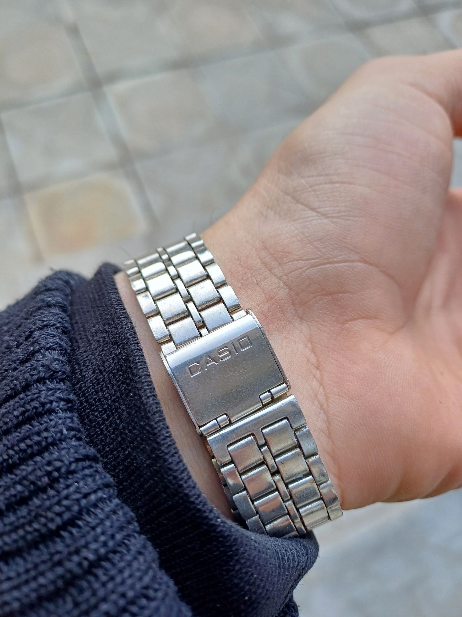 Часовник касио casio