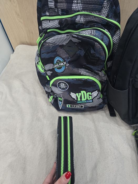 1 лота ученически раници и несесери coolpack
