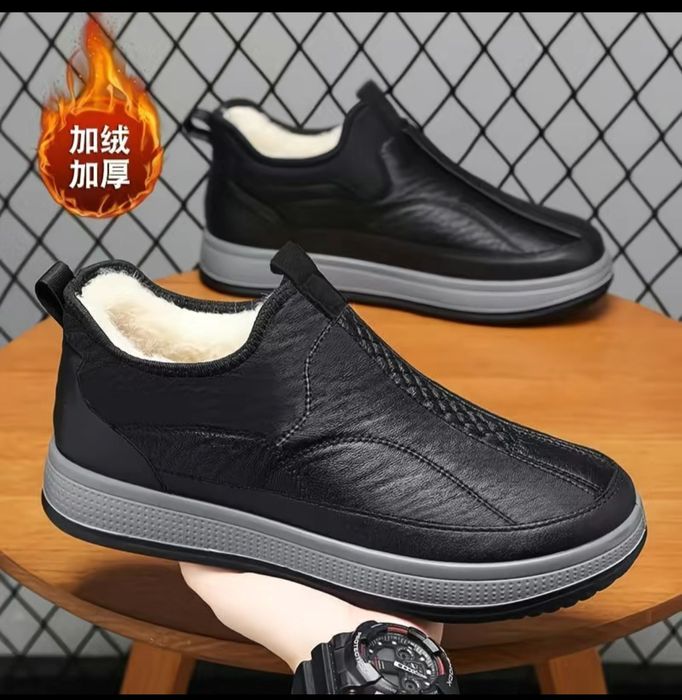 Ботинки тёплые 42разм