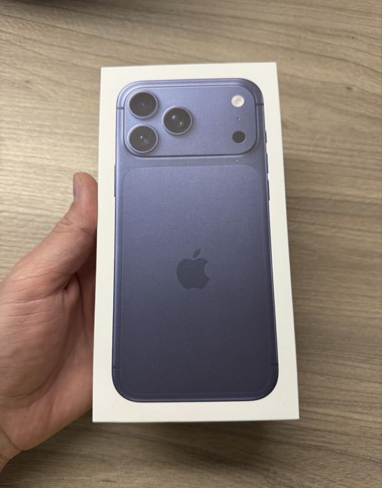 Iphone 17 Pro Max 256GB Deep Blue cu Factura Vodafone