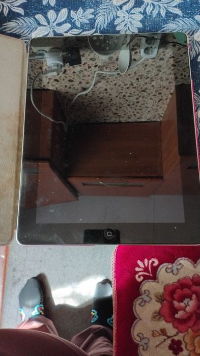 Продам Ai-Pad старенький