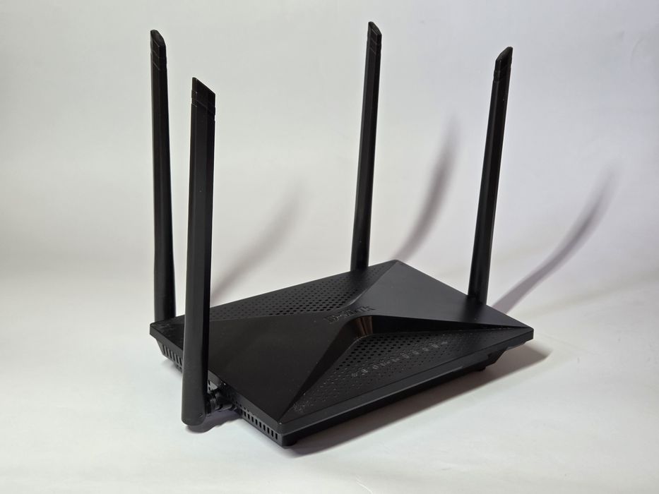 Рутер D-Link DIR-853