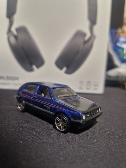 Редкие коллекционные машинки Hot Wheels - Golf Mk2, Van, Land Cruiser