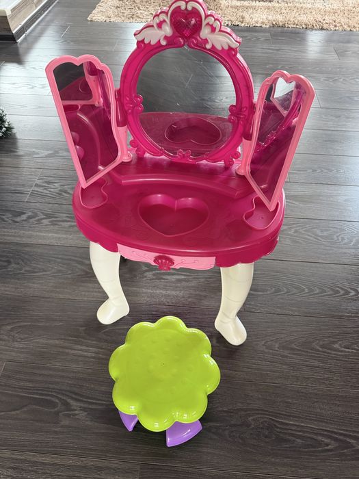 Детски играчки различни видове