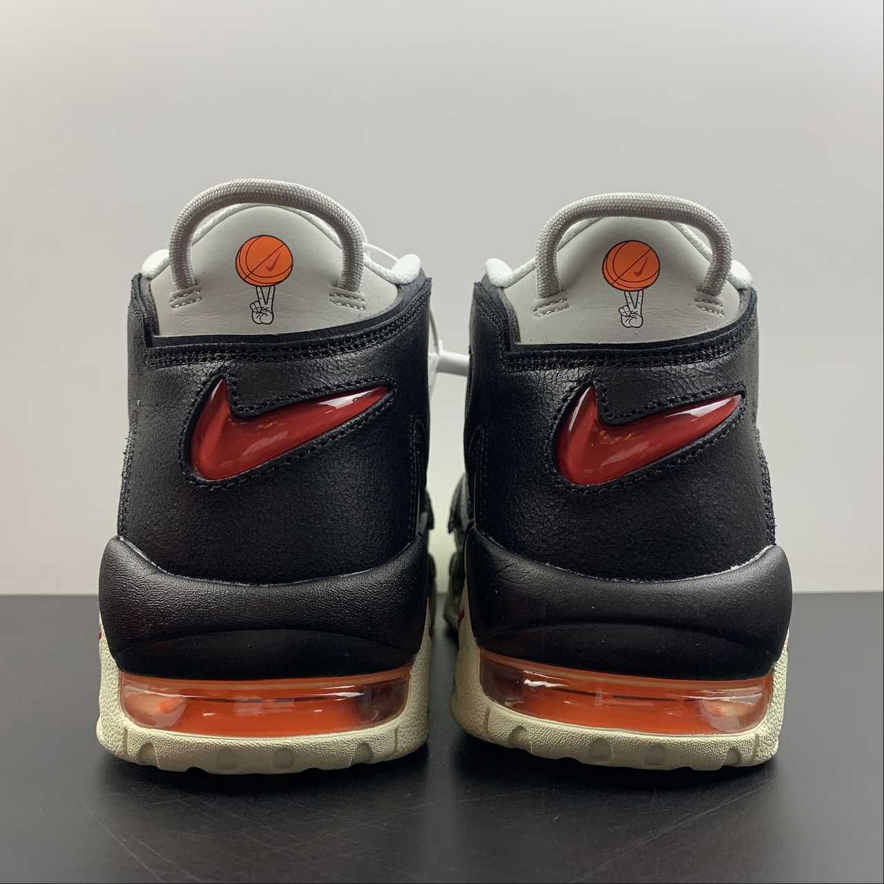 Нови оригинални мъжки маратонки Nike Air more Uptempo