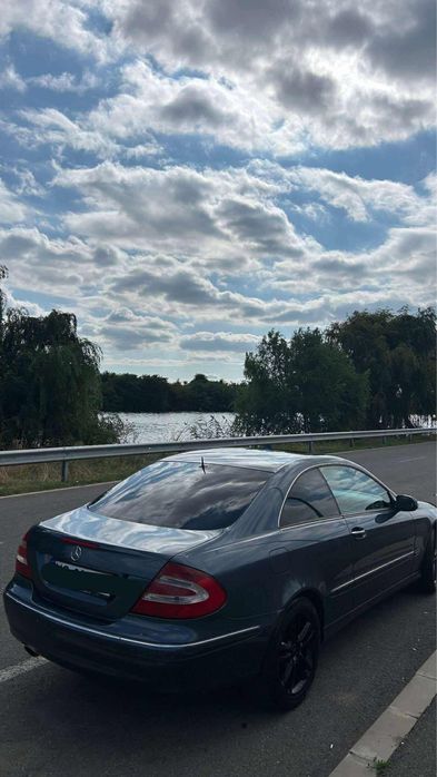 Mercedes-Benz CLK240