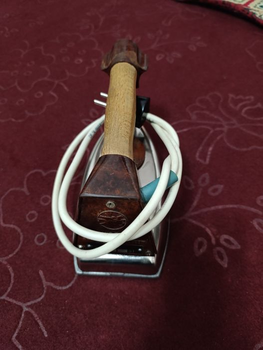 Утюг хороший (СССР).