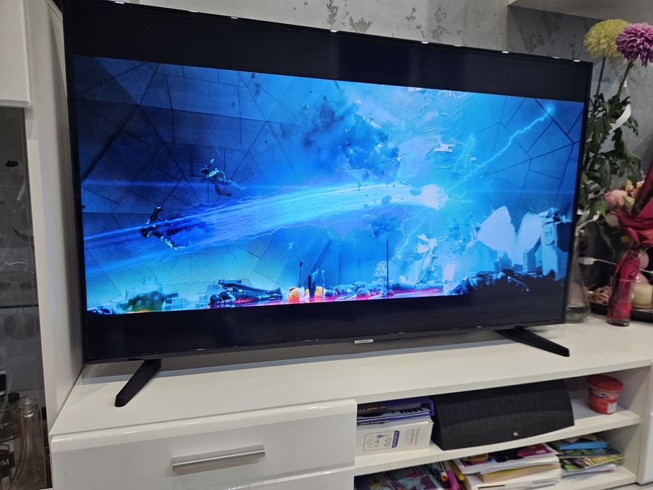 Смарт телевизор Samsung 50"
