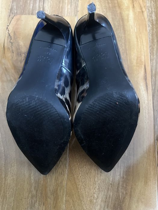 Tocuri stiletto. Mărimea 39.