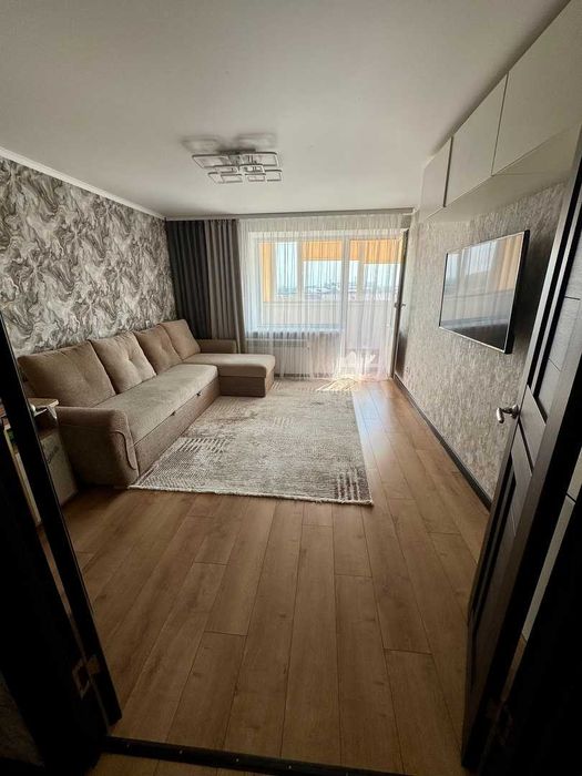 Продам 2-х комнатную квартиру в центре