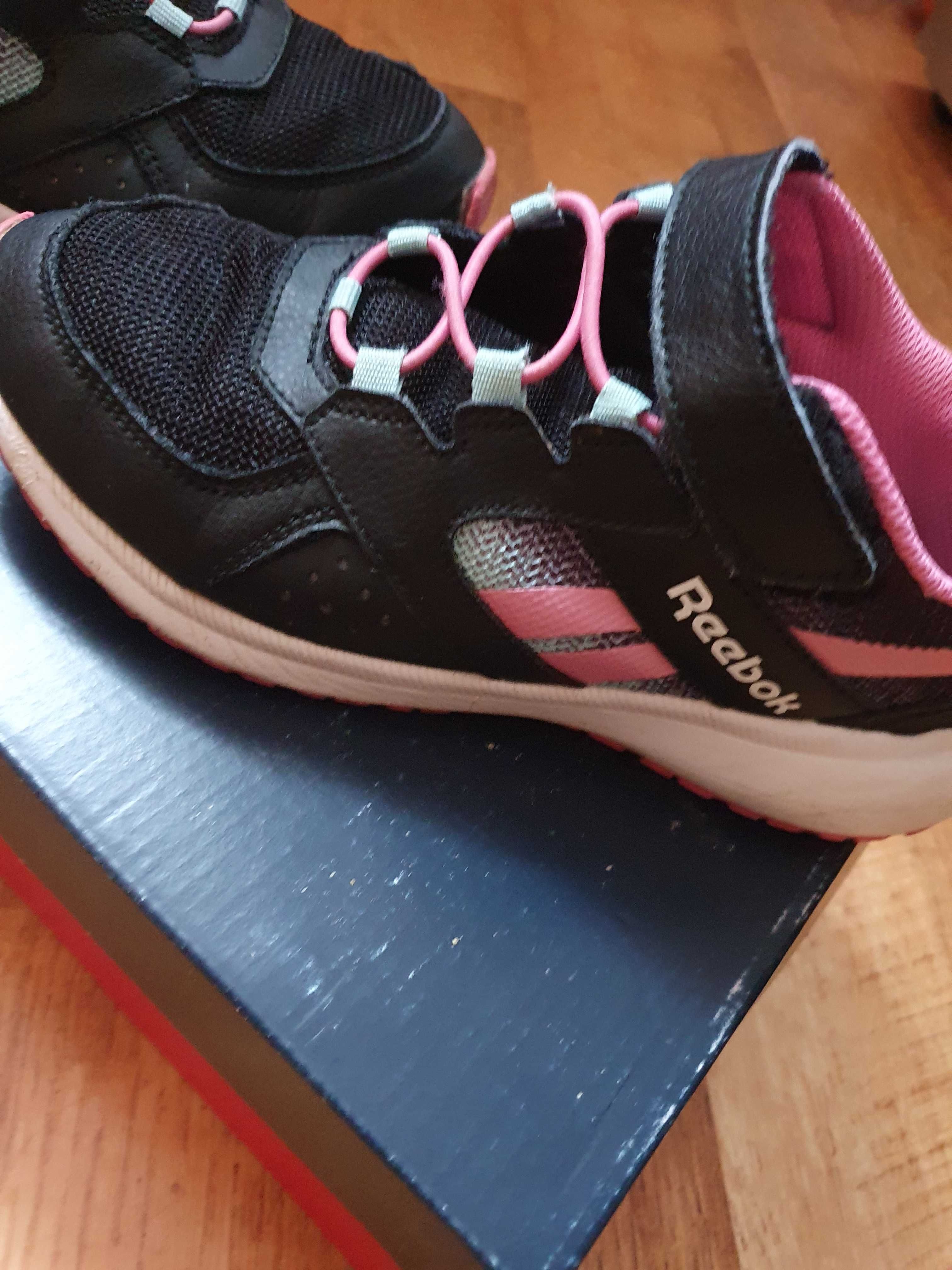 Reebok fete nr.33
