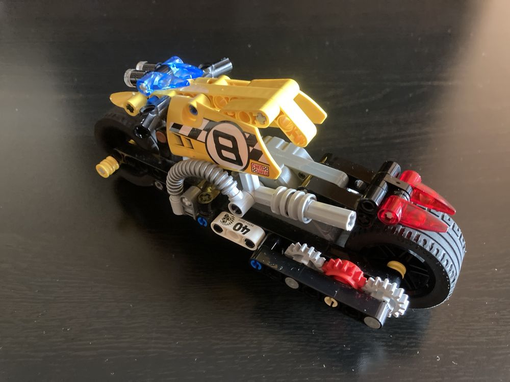 Lego technic мотор