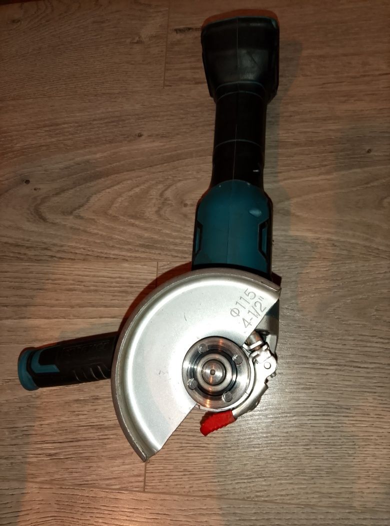 Polizor unghiular Erbauer 18 V