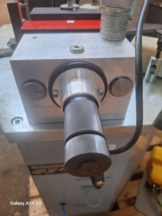 Ъглонабивна машина