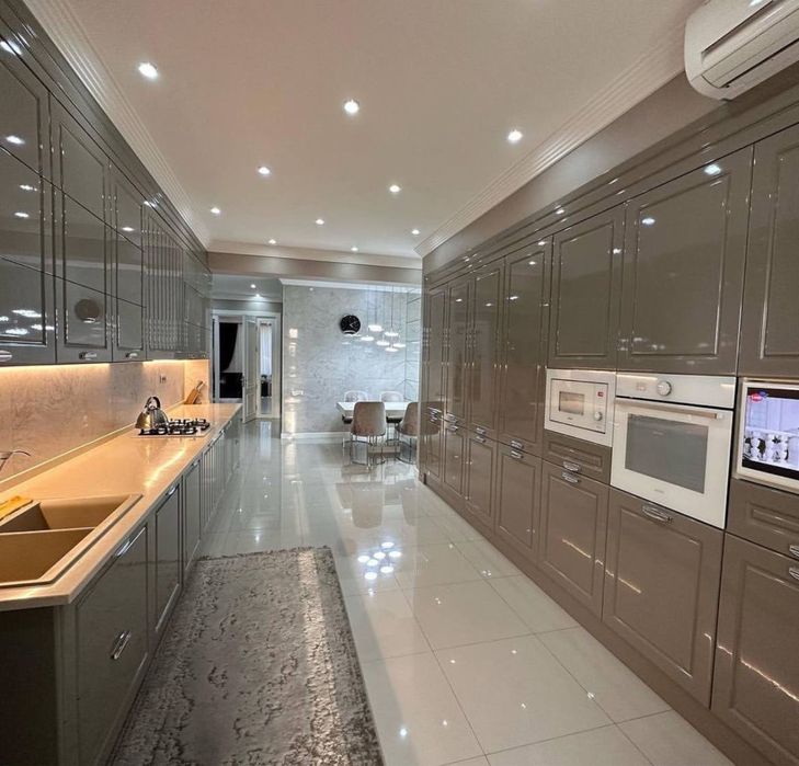 Габус Тараса Щевченко!Сдается 3х комнатная квартира в центре!