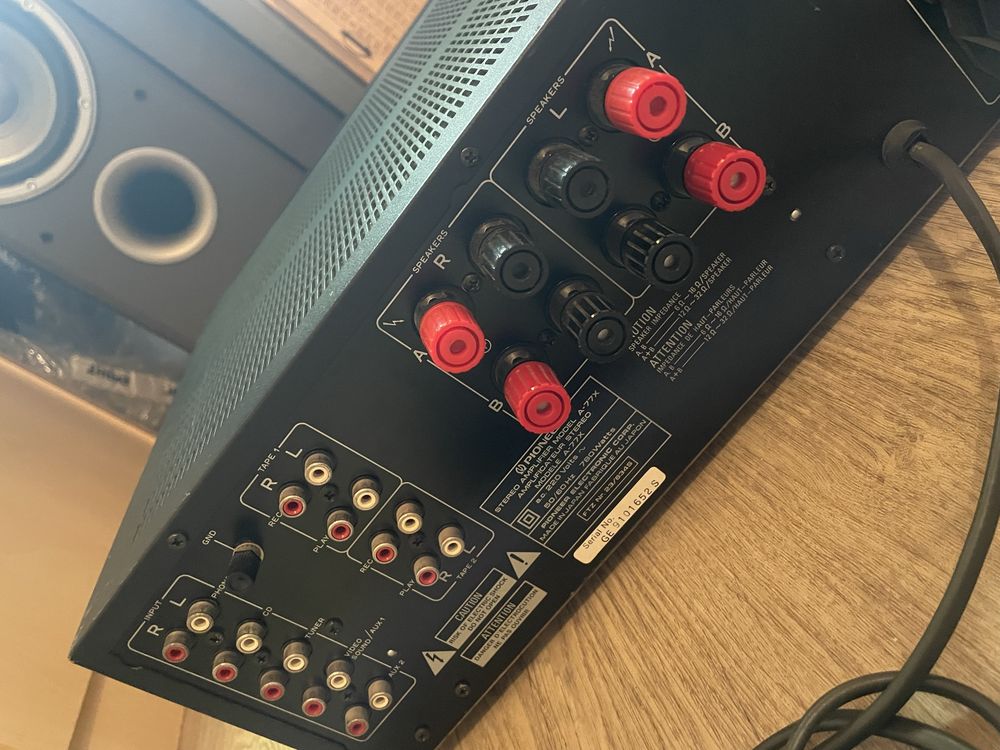 Усилвател  Pioneer перфектен
