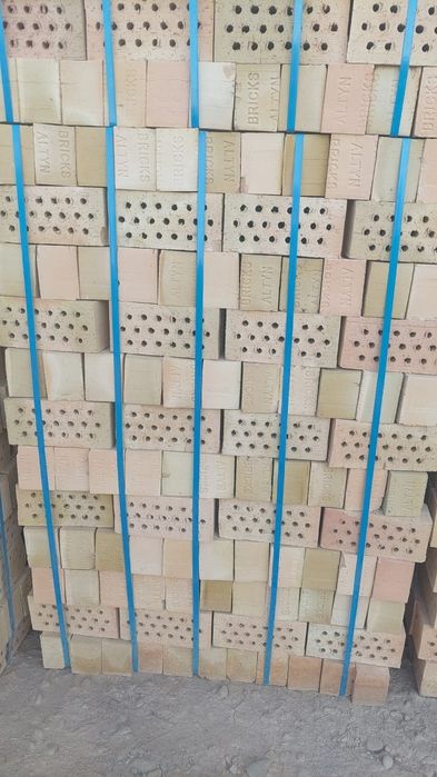 Продаются кирпичи