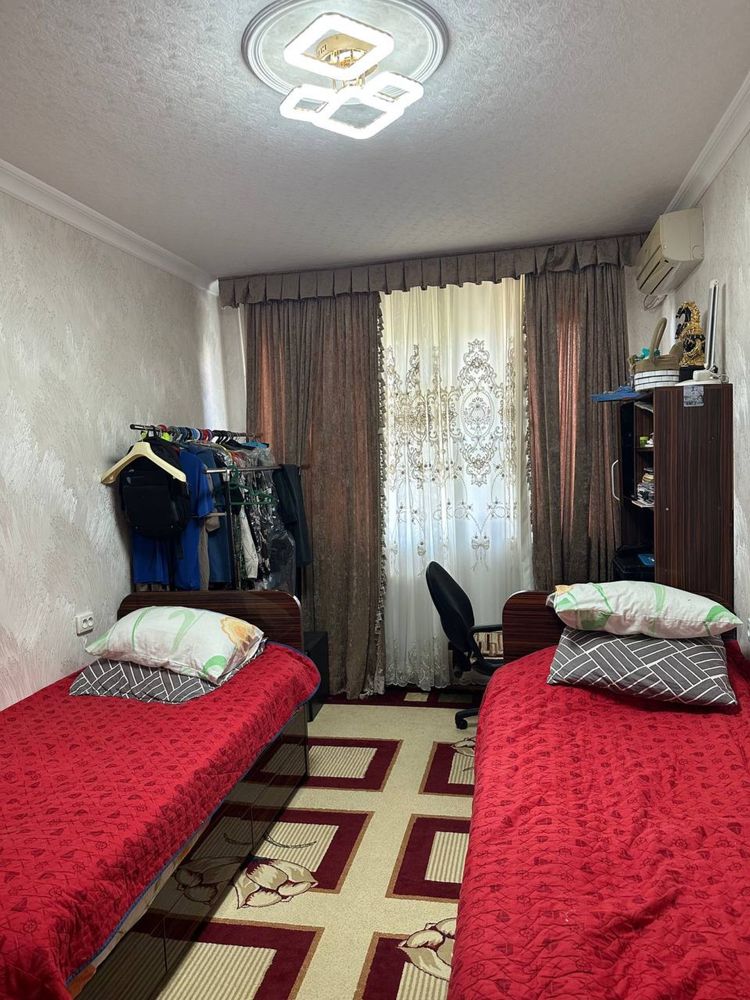 Toshkent shahr Yunusobod tumanida 4 xonali uy sotiladi