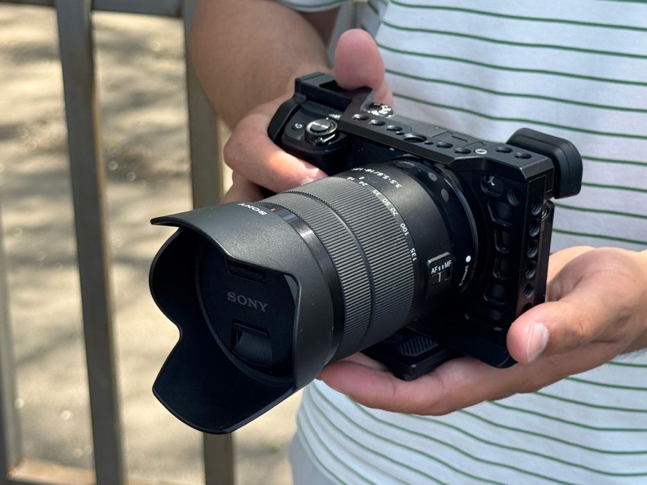 Sony 6400 в хорошом состояни.
