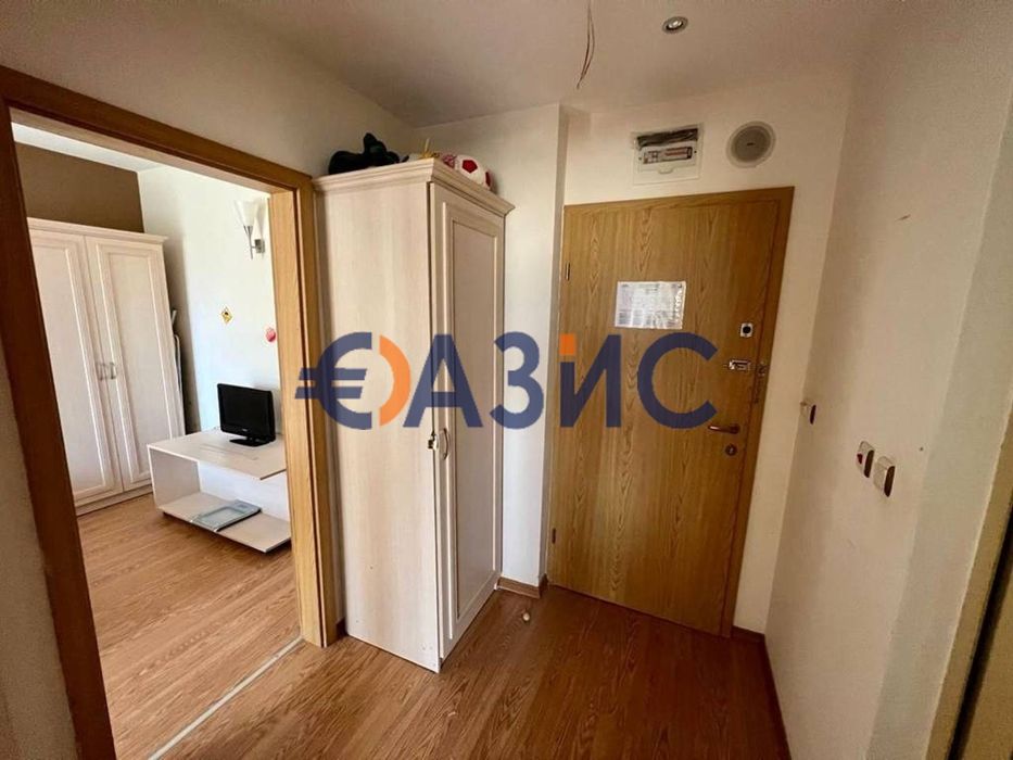 Продава се Тристаен апартамент в к.к. Слънчев бряг - 90 кв.м за 964 €/кв.м - Снимка #7