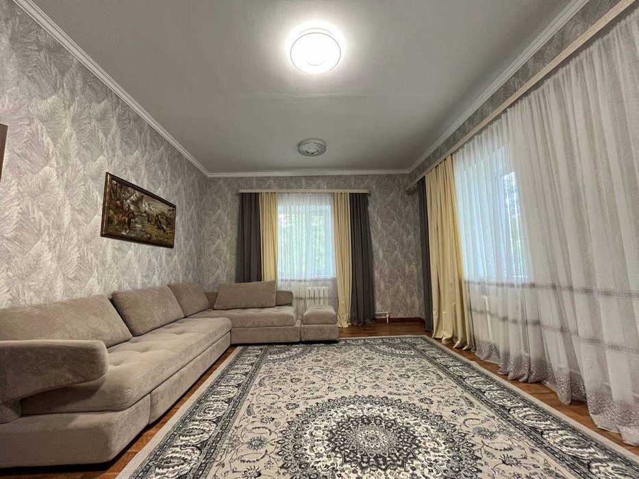 Продаётся 3 х квартира улучшенной планировки