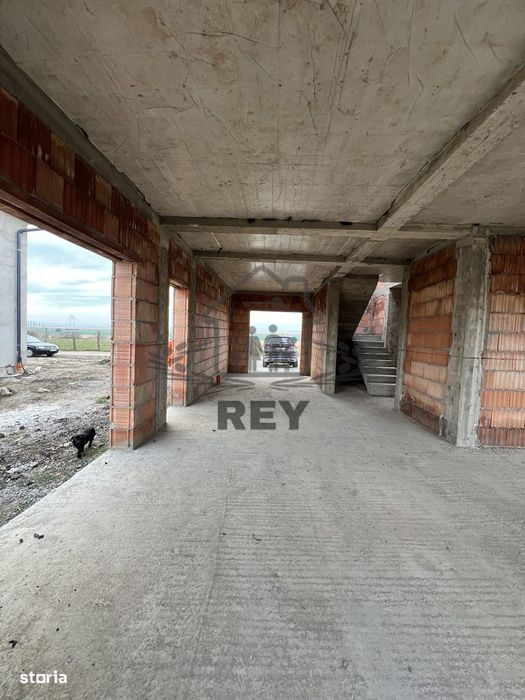 Casă single 4-5 camere / 500mp teren / Sura Mică / Sibiu