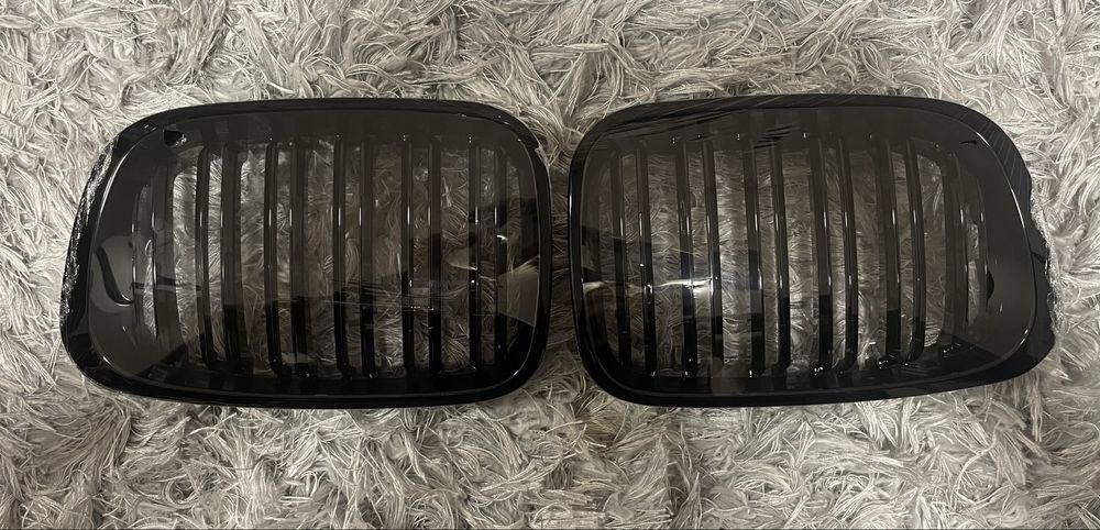 Grile, Nari Duble M NEGRU LUCIOS BMW F10 F11 F30 E60 E90 E91 E92 E46