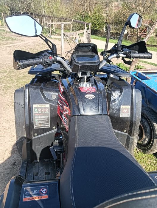 Vând sau schimb atv