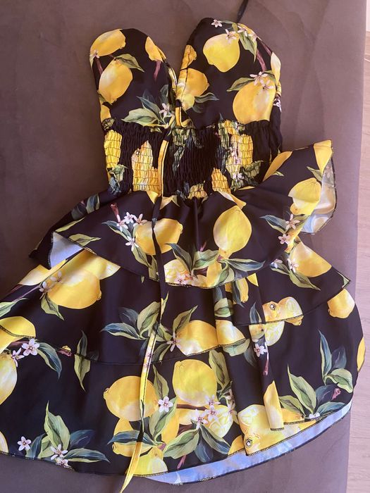 Лятна жълта рокля