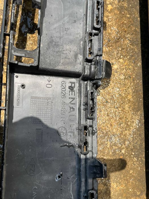 Спойлер предна броня Renault Capture 2