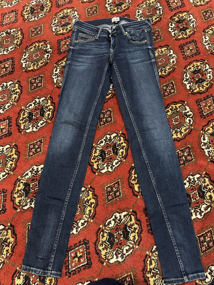 Рваные джинсы и юбки