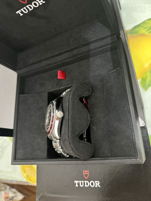 Vand Tudor Black Bay GMT Pepsi