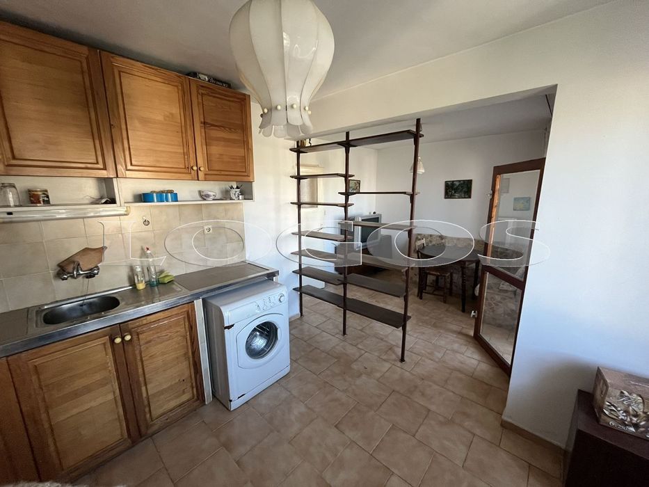 3-стаен в Варна-Зимно кино Тракия площ 80 цена 150000