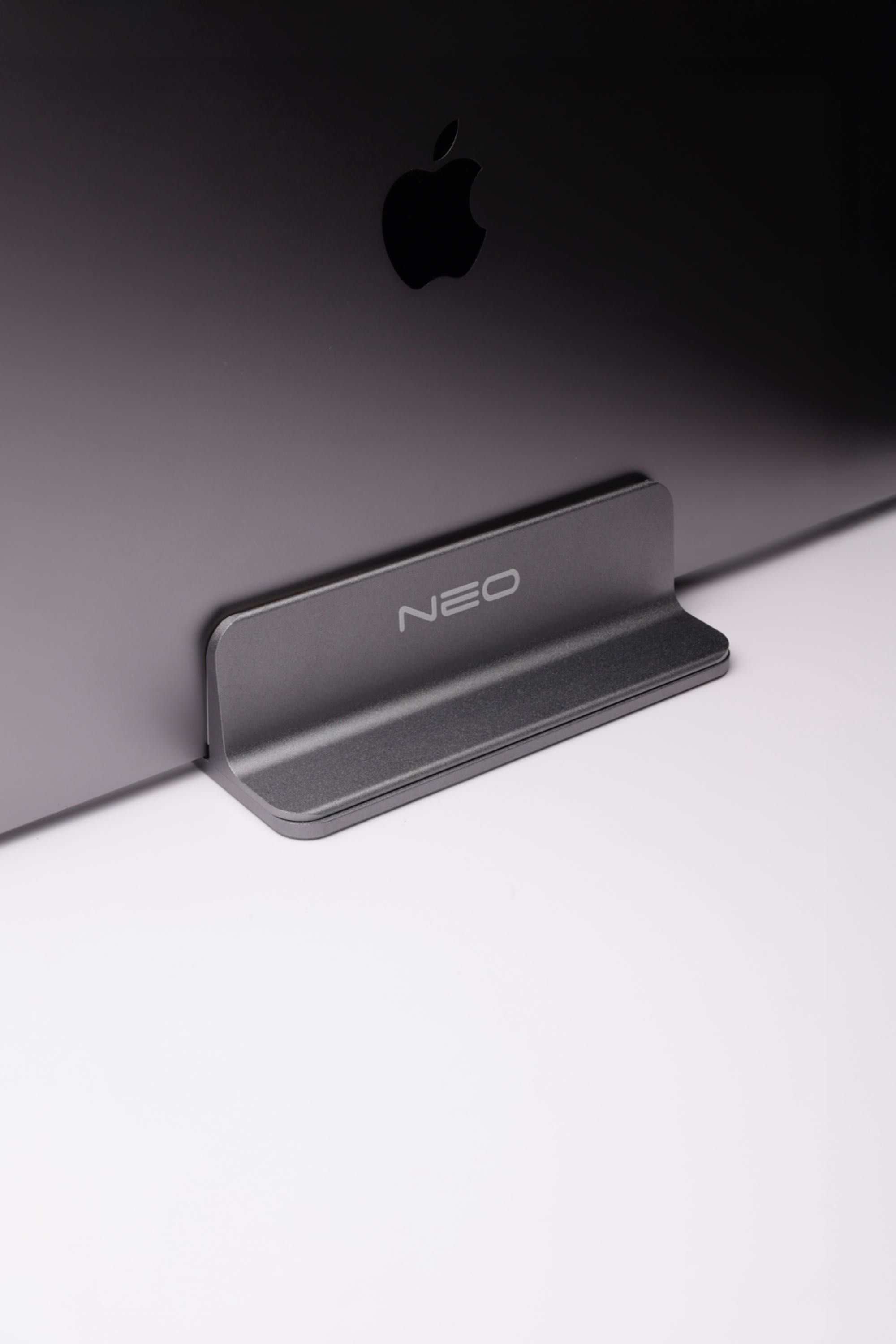 Ноутбук Apple MacBook Pro Retina 16 Space Gray i7 (MVVJ2RU/A)