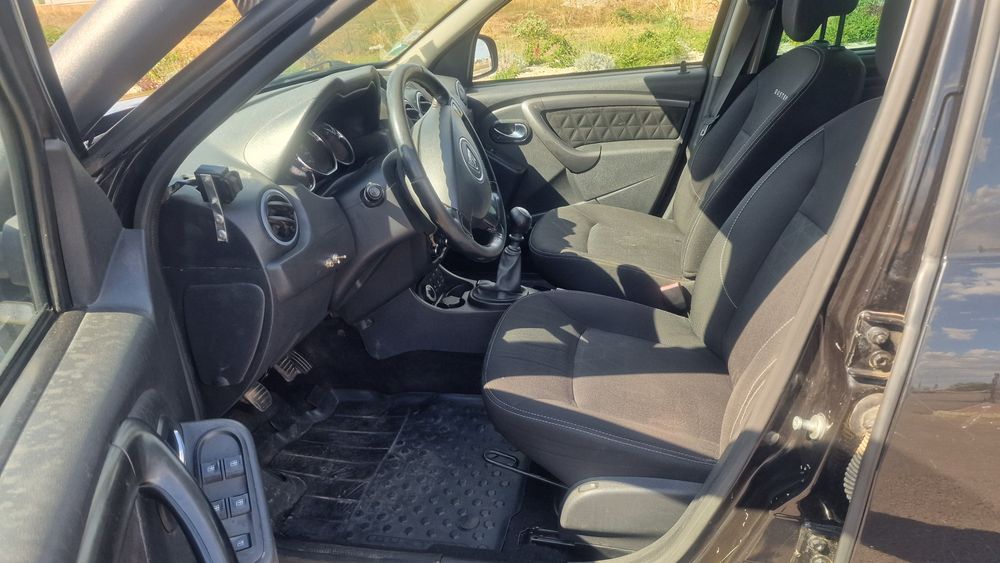 Dacia Duster 1.5 dci Euro 6   4 x 4  varianta full