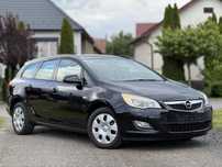 Opel Astra J Caravan 1.4 benzina Euro5 / 2011