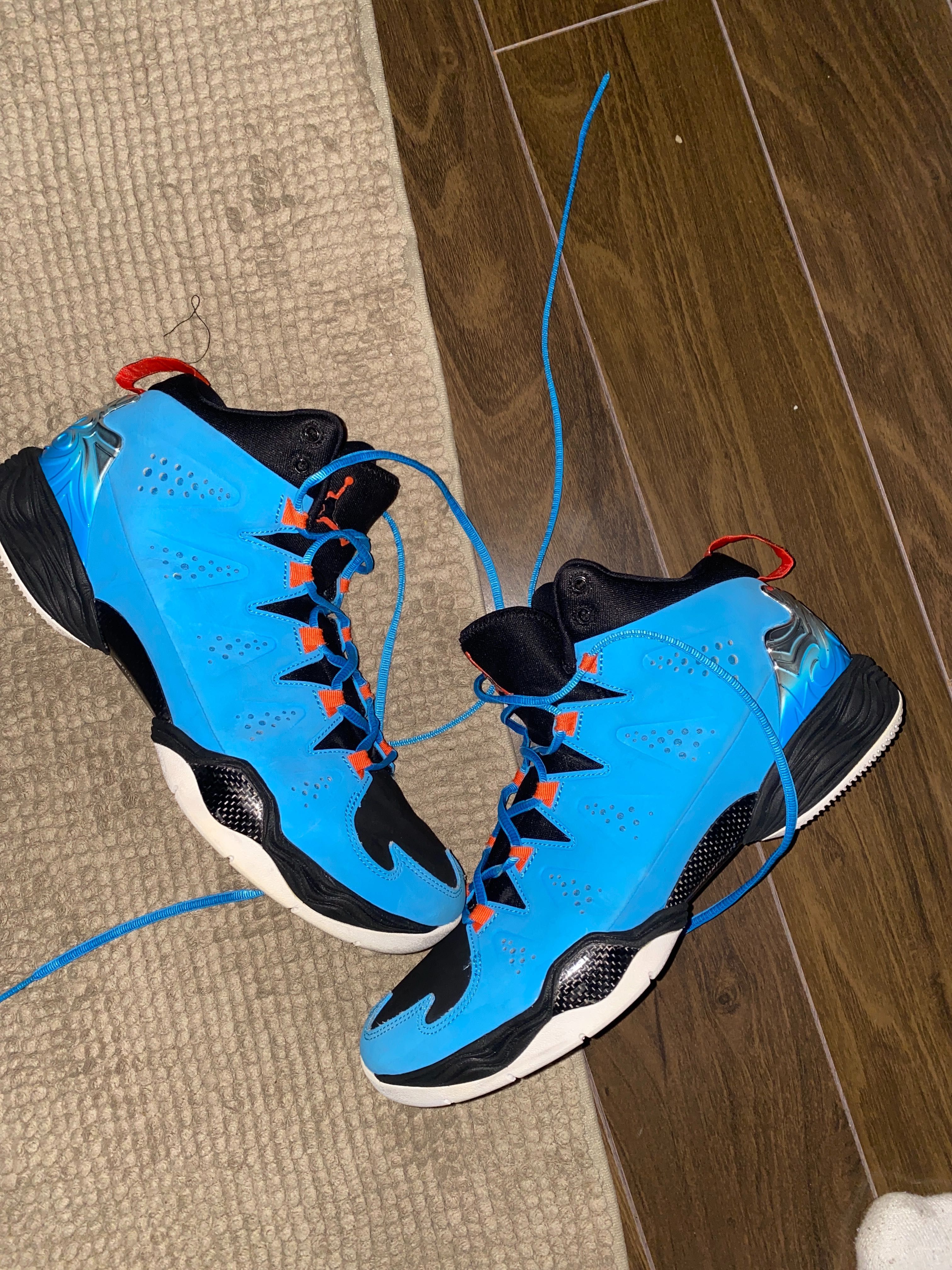 Jordan Melo M10 adidasi de baschet