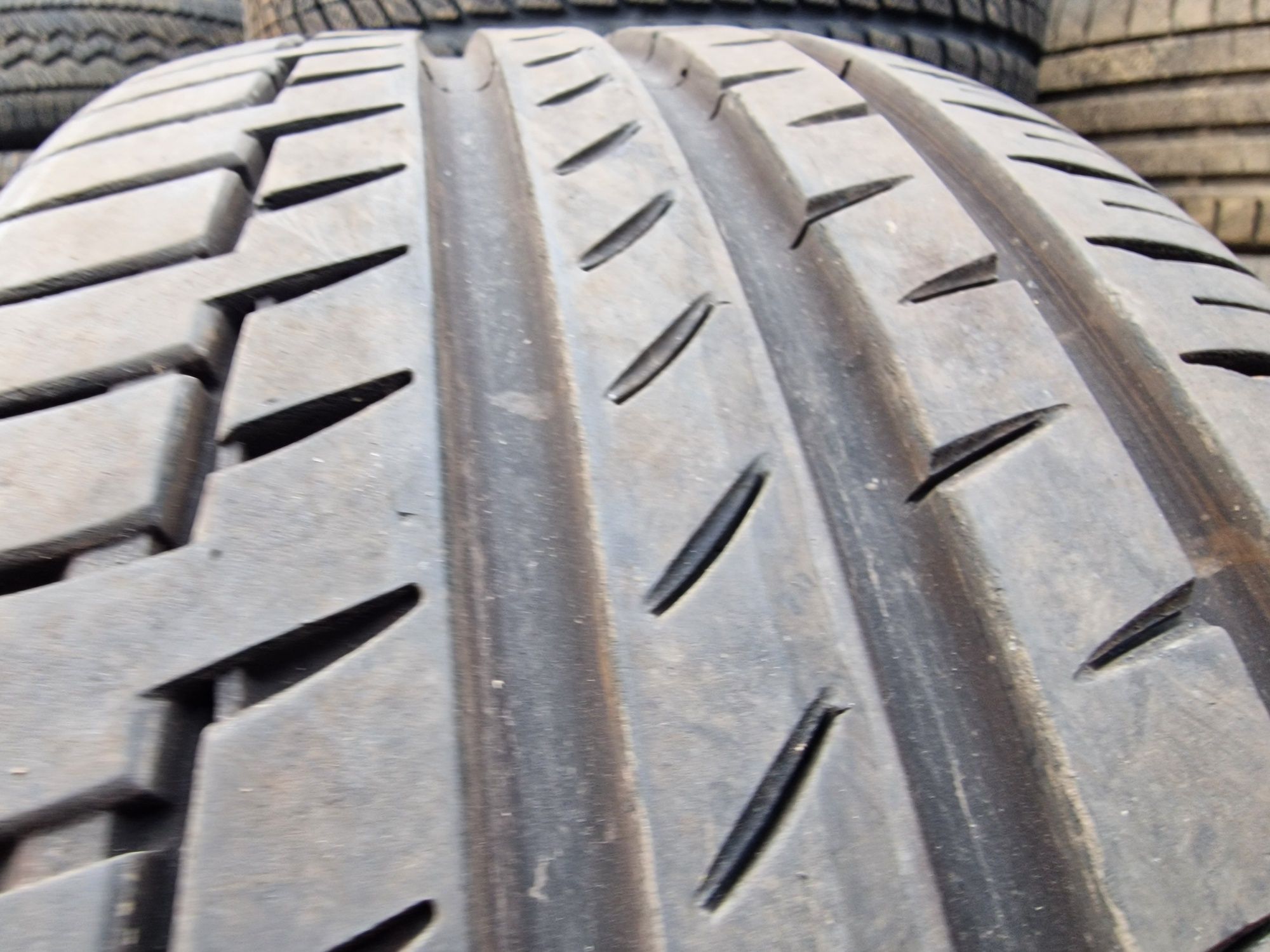 Anvelopă 215/50R17 marca Continental, DOT 2022
