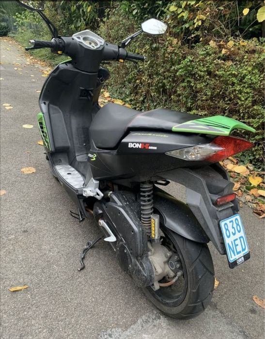 Vând urgent! Peugeot speedfight 3 - 45 km/h - 2 Takter