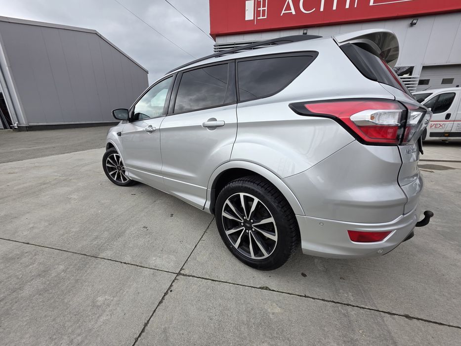 Vand Ford Kuga ST-Line 2019