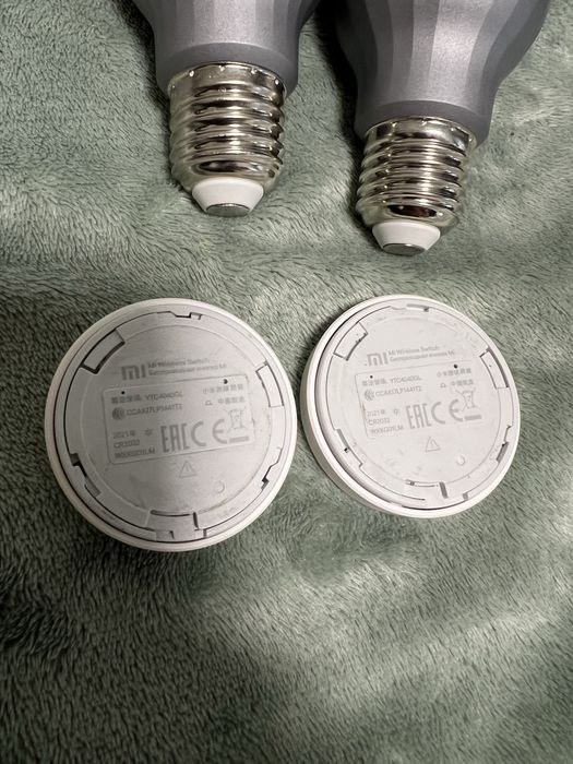 Xiaomi zigbee hub, 2 smart крушки, 2 бутона