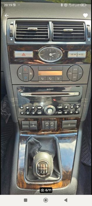 Vând un Ford Mondeo MK3 SCI