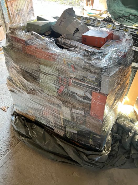 Палет с непотърсени пратки