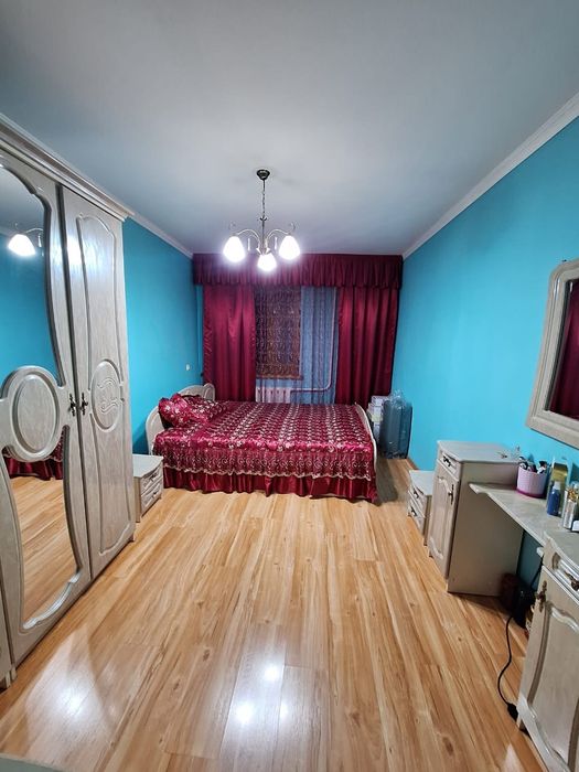 Продаётся 3 комн в районе Уют, Юбилейная