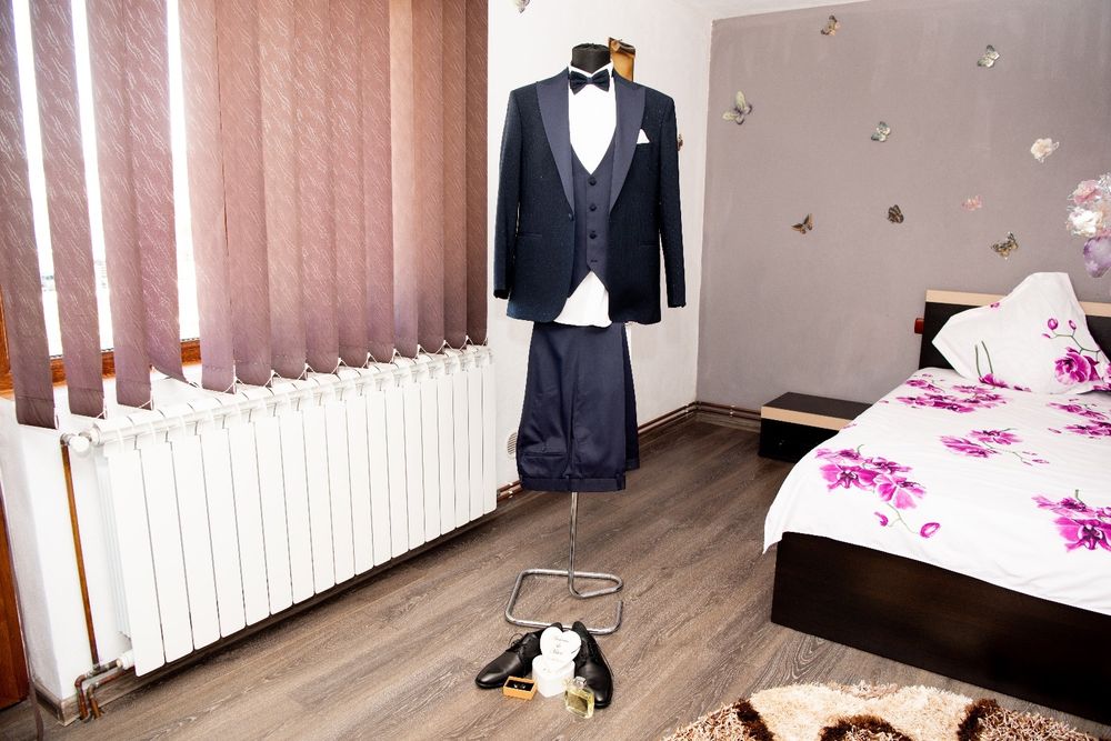 Busturi mire-mireasa, corturi