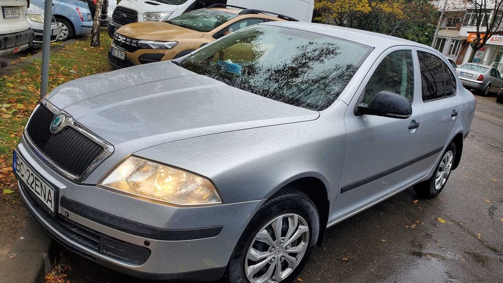 Skoda Octavia 2; 1,6 Benzină, 2010 – Unic proprietar! Stare excelenta!