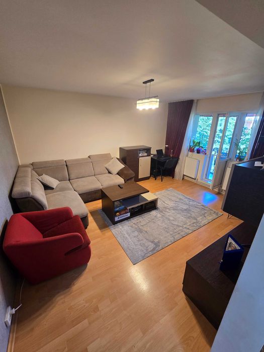 Particular vand Apartament decomandat 3 camere ultracentral Infratirii