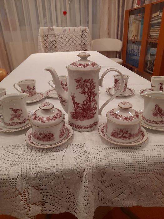 Vesela / Servici de ceai