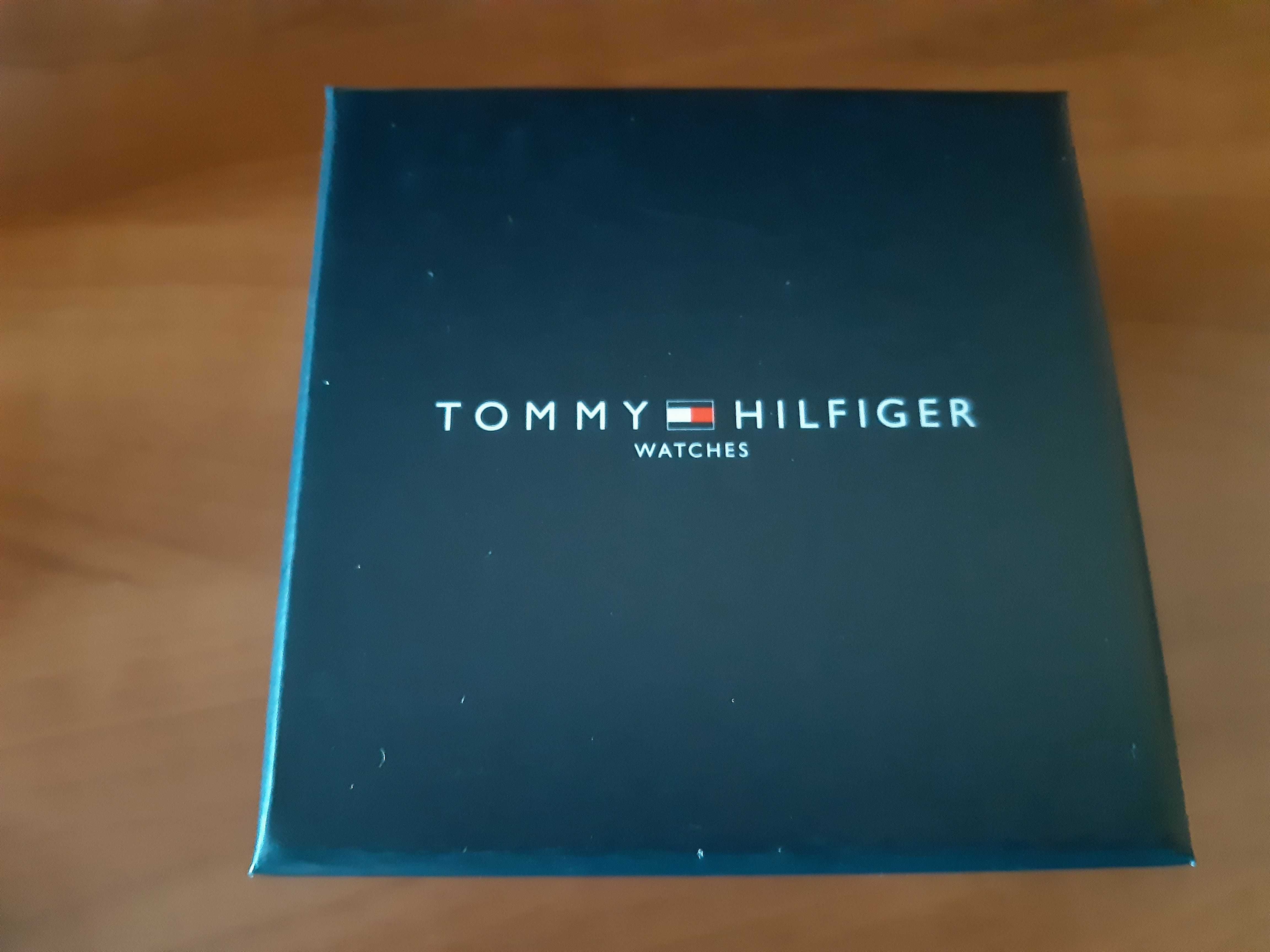 Дамски часовник TOMMY HILFIGER 1781846 в гаранция